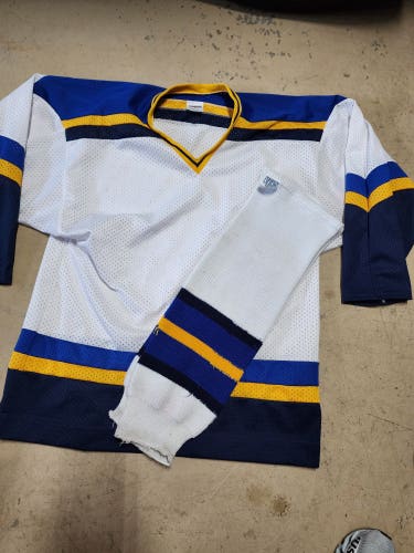 Senior Medium AK Jersey with away socks