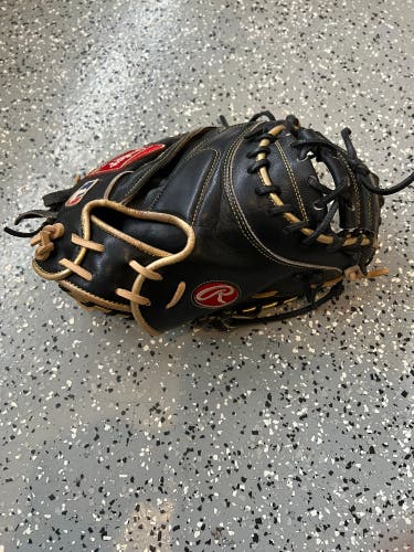 Used Game Ready Right Hand Throw 33.5" Rawlings Heart of the hide Catcher's Glove