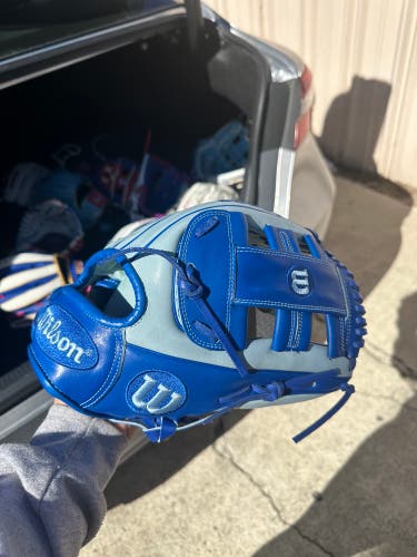 Infield 11.75" A2000 Baseball Glove