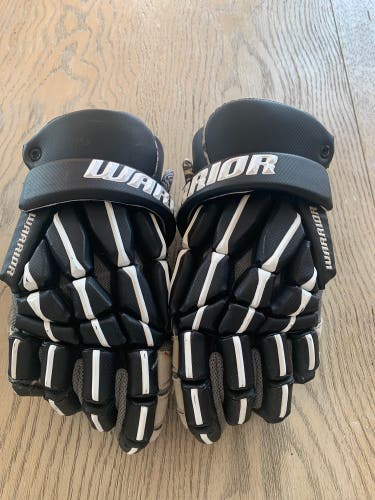 Used Warrior 13" Lacrosse Gloves