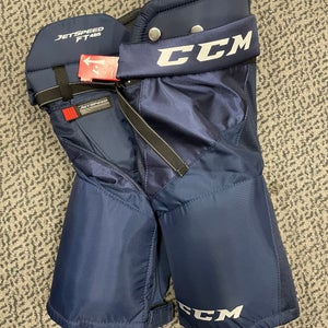 CCM Jetspeed FT485 Navy Junior Medium breezers