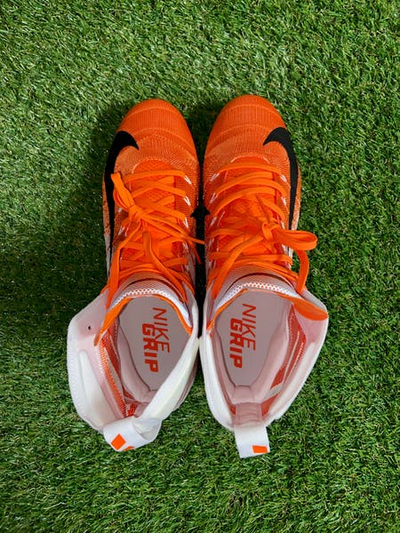Nike Untouchable 3 Elite White Orange Football Cleats AO3006  display picture 1