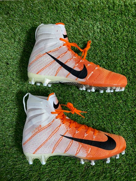 Nike Untouchable 3 Elite White Orange Football Cleats AO3006  display picture 1