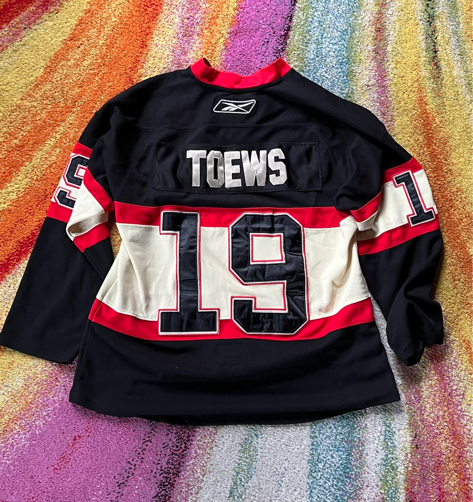 TOEWS 2017 Winter Classic Chicago Blackhawks Jersey YOUTH - Hockey Jersey  Outlet