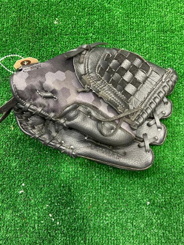 Used Adidas Easy Close Right Hand Throw Infield Baseball Glove 11"