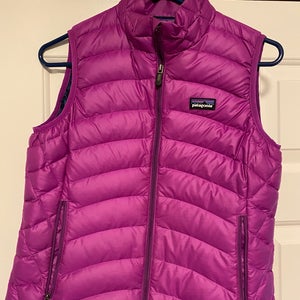 Women’s Small Purple Full Zip Down Patagonia Vest
