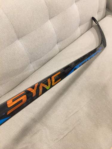 New Senior RH Bauer Nexus Sync P88 77 Flex Hockey Stick