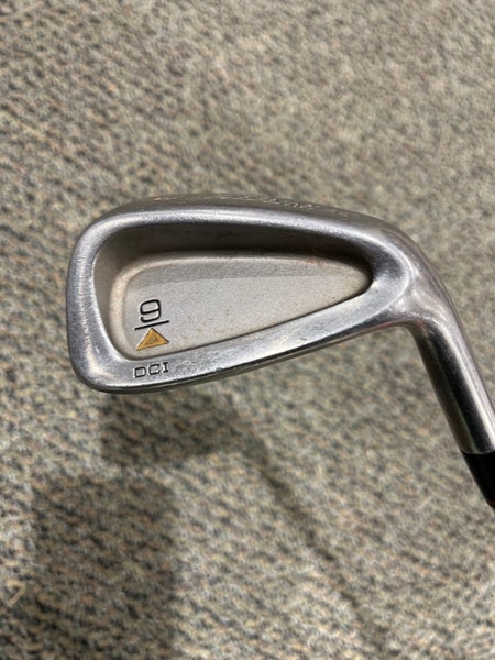Used Men's Titleist DCI Gold Right Iron Set Regular Steel