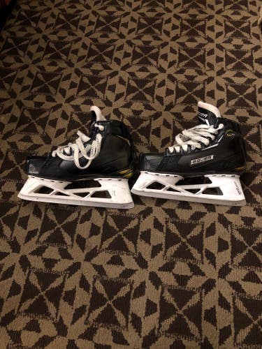 Used Junior Bauer Supreme S29 Hockey Goalie Skates EE (Extra Wide) 5.5