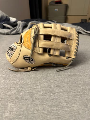 Outfield 12.75" Heart of the Hide Baseball Glove