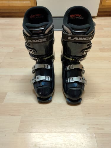 Used Women's Lange L8 Ski Boots US shoe 9