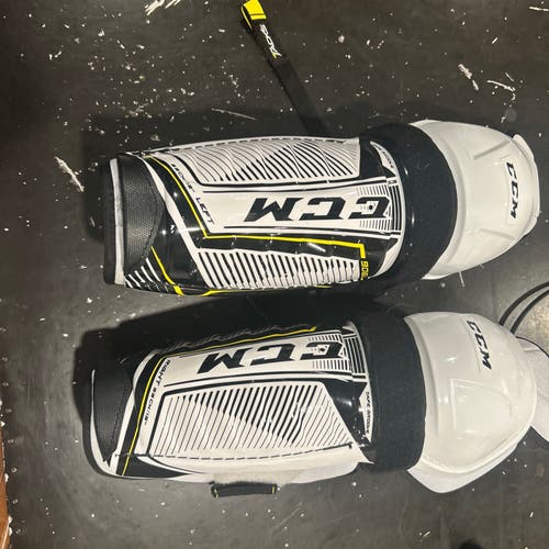 CCM  Tacks 9060 Shin Pads