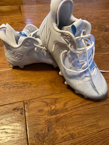 New Balance Freeze Size 9 Cleats