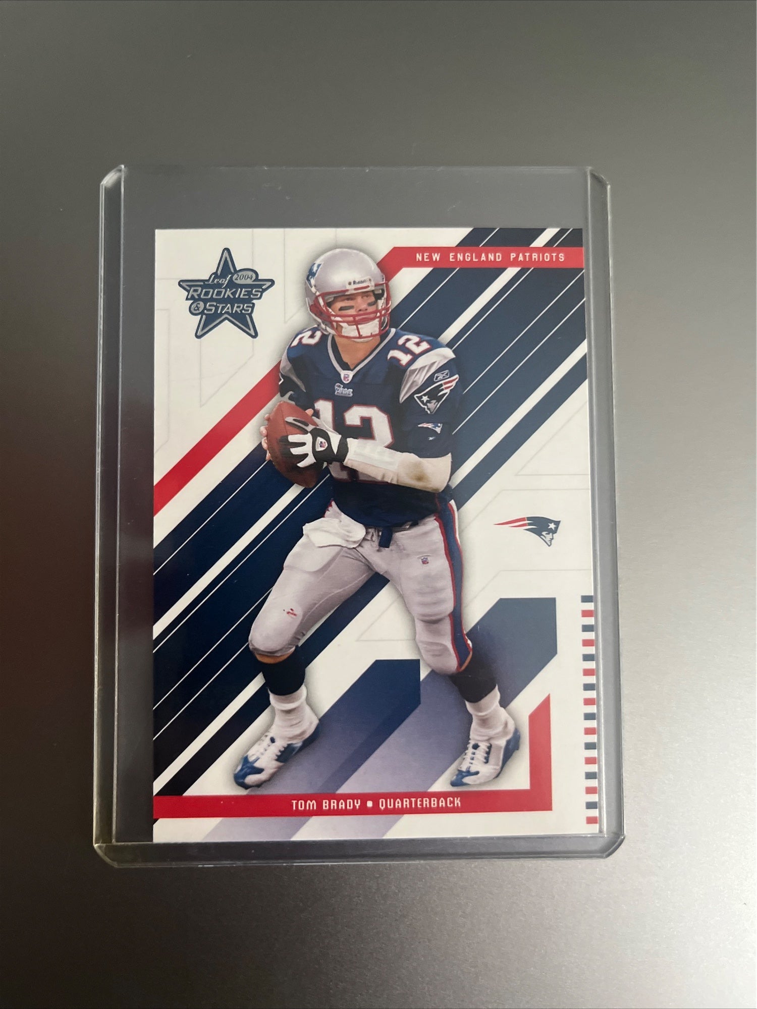 : Tom Brady 2004 Flair Hot Numbers Game Used Worn Jersey Patch  144/150 Bgs 8.5 - Football Cards : Collectibles & Fine Art