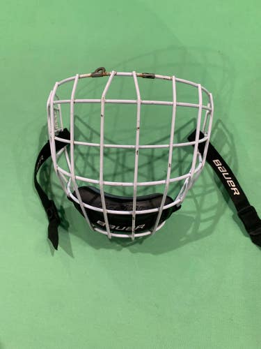 Used Bauer Profile II Hockey Cage (Size: Small)