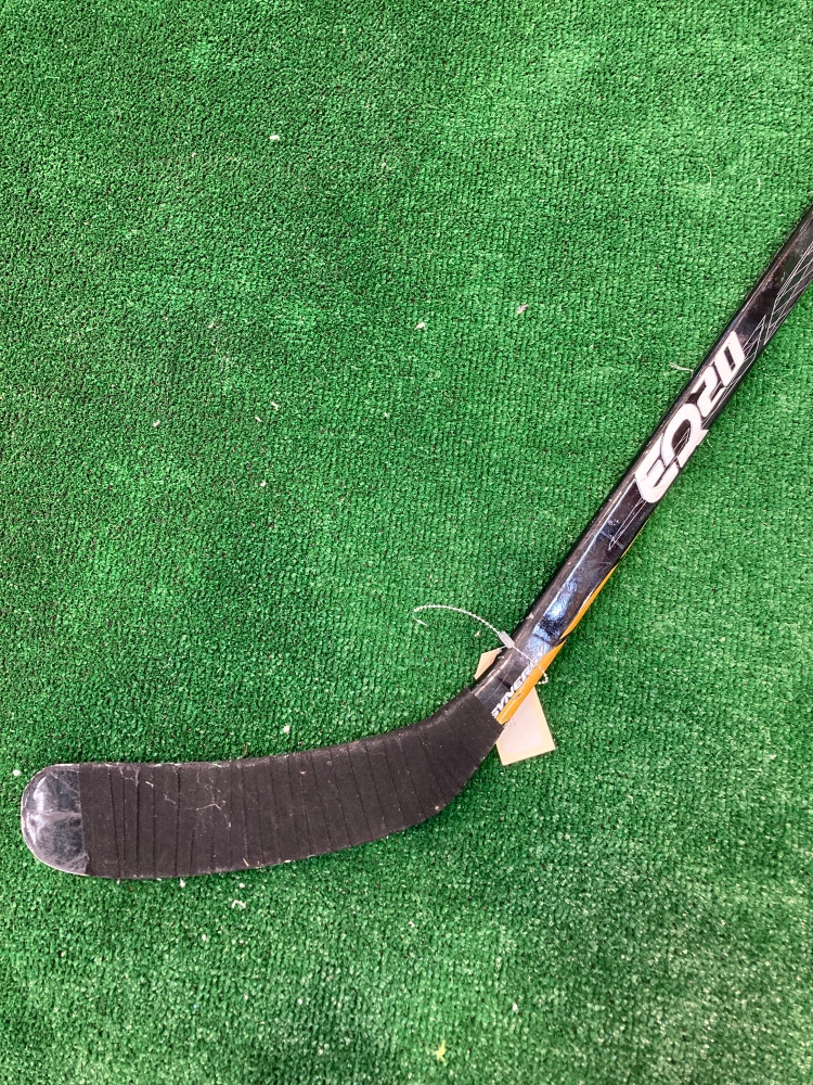 Used Junior Easton Synergy 20 Left Hockey Stick