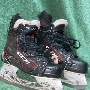 Used CCM JetSpeed Vibe Hockey Skates Regular) 6.5