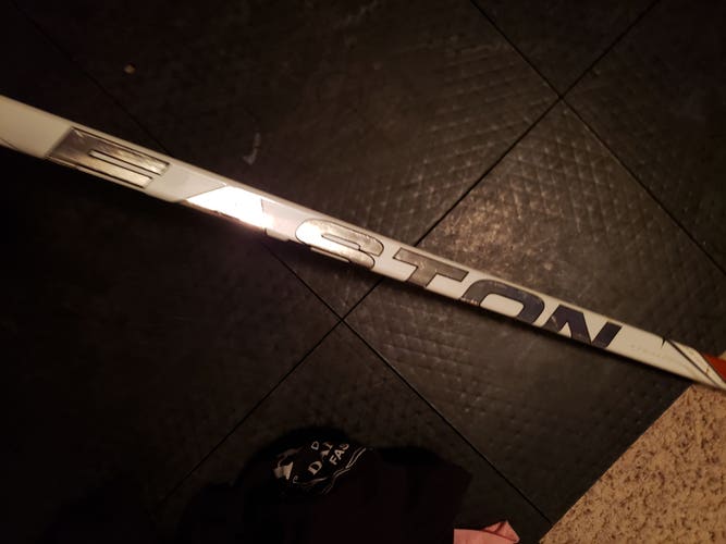 Used Intermediate Right Handed S13 Hockey Stick Pro Stock