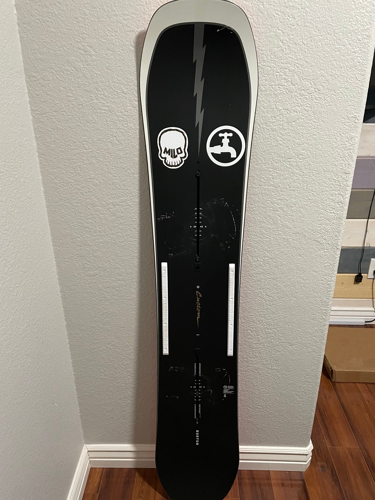 2023 Burton Custom Camber 154 Snowboard | SidelineSwap