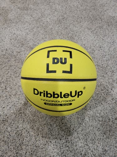 Dribble up Used Men's Basketball