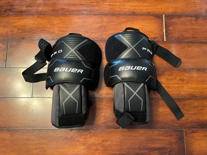 Bauer Pro Goalie knee guards