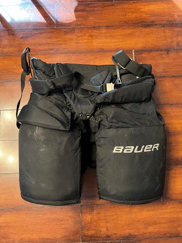 Medium Bauer Elite Hockey Goalie Pants
