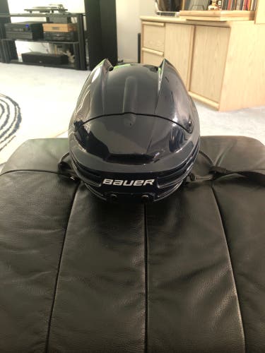 Bauer 4500 Navy Helmet Brand New Medium
