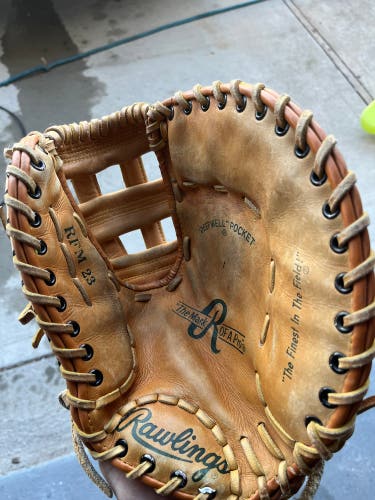 First Base 13 Mark of a Pro Baseball Glove
