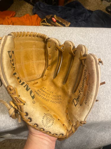 Vintage Spalding 11 1/2” Don Kessinger Baseball Glove