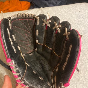 Louisville Slugger Diva Series 10 1/2” Fastpitch Softball Glove
