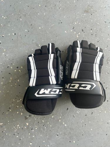 Used CCM Tacks 492 Gloves 15"