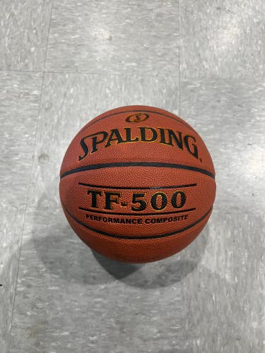 Used Men's Spalding Basketball TF-500