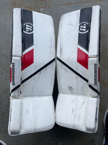 24" Warrior  Ritual G5 Goalie Leg Pads