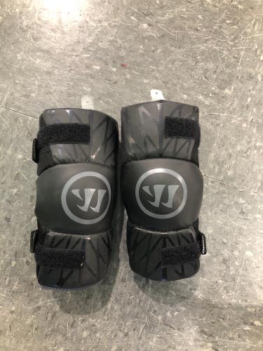 Used Youth Large Warrior Burn Next Arm Pads