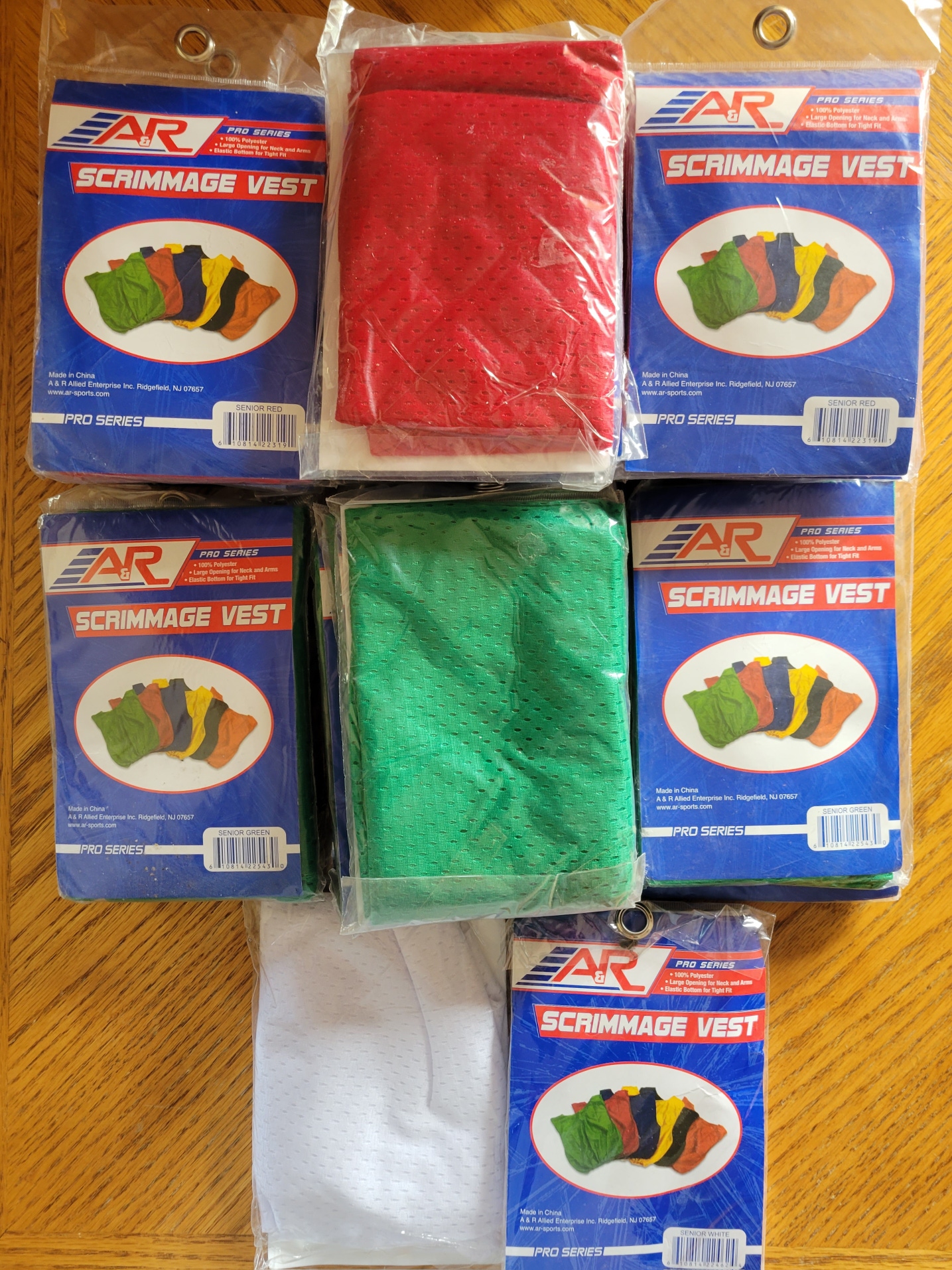 New in Package Lot of 23 A&R Senior Scrimmage Vests-Pinnies Colors in Description