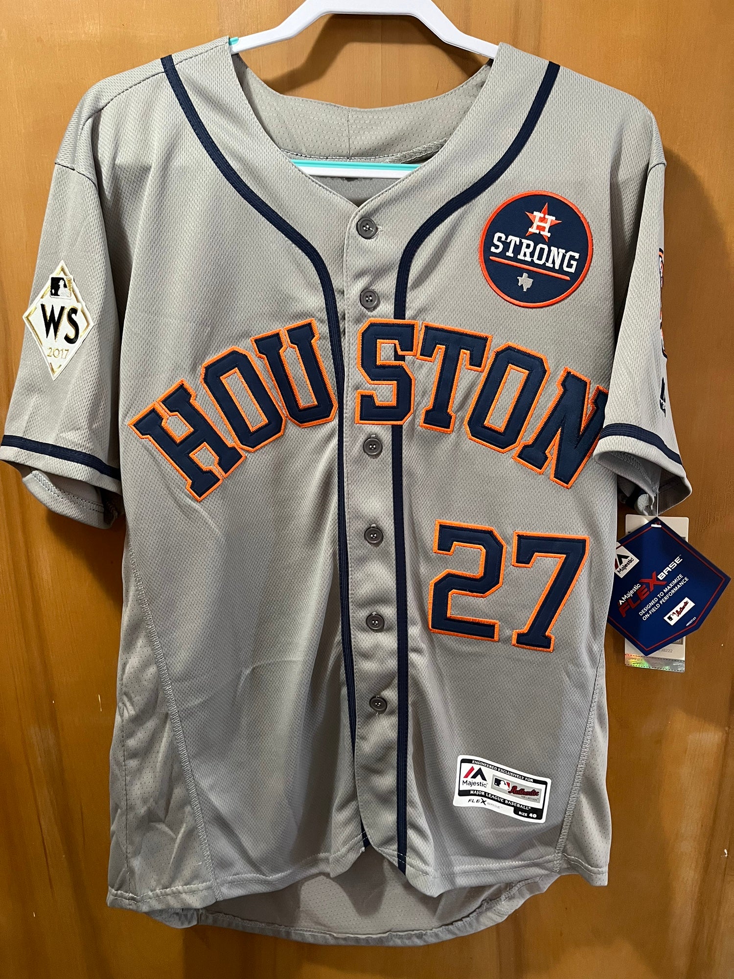 Majestic Houston Astros Jose Altuve #27 Baseball Size Small Blue T