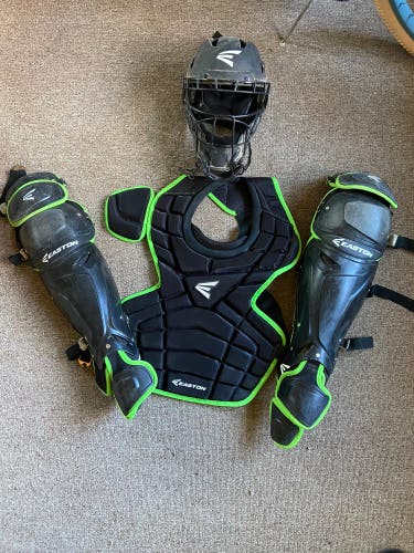 Easton M10 Series Catcher's Set
