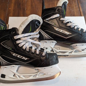 Junior Used CCM RIBCOR 76K Hockey Skates Regular Width Size 3.5