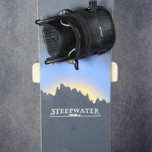 STEEPWATER SNOWBOARD SIZE 158 CM WITH FLOW LARGE BINDINGS