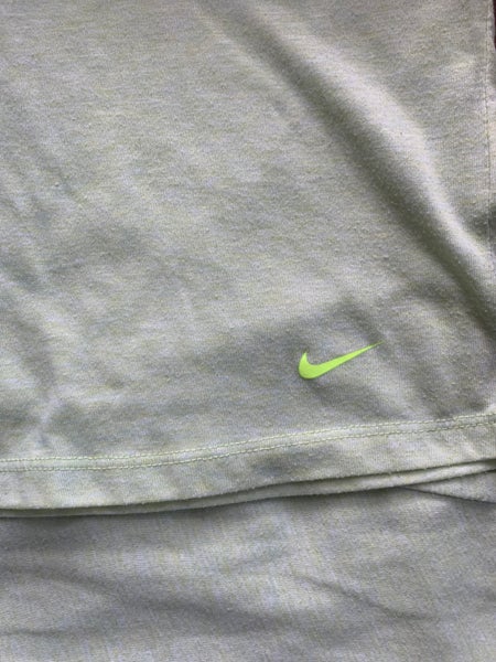 Nike Women’s Medium Lafayette Lacrosse Dri Fit Long Sleeved T Shirt