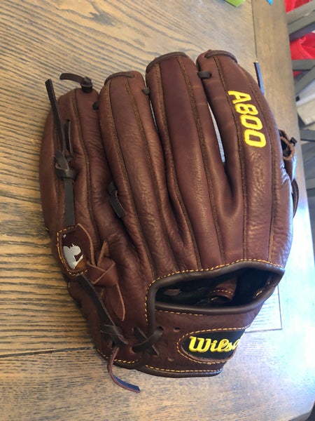 Wilson A800 Baseball Glove 11 1/2”