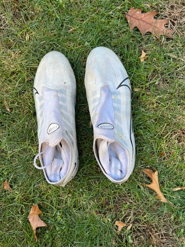 Used Size 12 (Women's 13) Mid Top Vapor edge pro 360