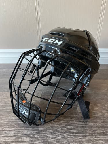 CCM Supertacks X helmet pro stock medium