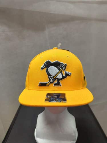NWT Pittsburgh Penguins Alt Fanatics Snapback Hat NHL