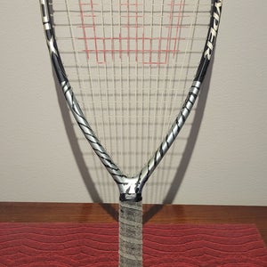 Used Wilson DLX Hyper 190 Racquetball Racquet