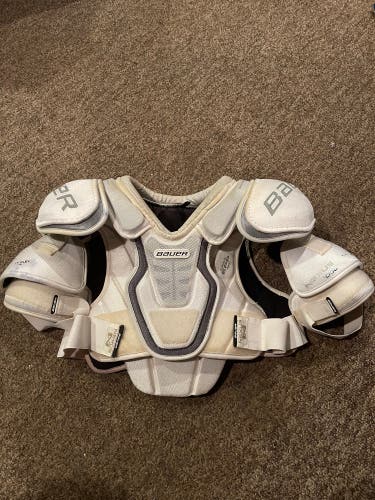 Nexus 1000 shoulder pads
