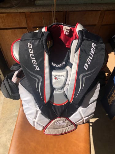Bauer Vapor X:50 Hockey Goalie Chest Protector C/A Size Senior Medium/Large?