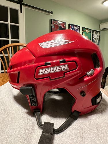 Used Large Red Bauer 8000 Helmet