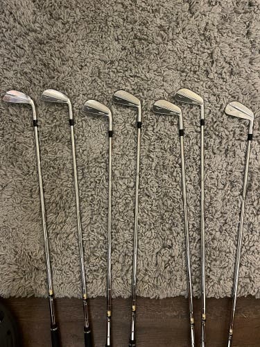 Men's Right Handed Extra Stiff Flex Steel Shaft MP-18 Iron Set