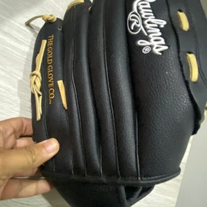 Black New Rawlings Heart of the Hide